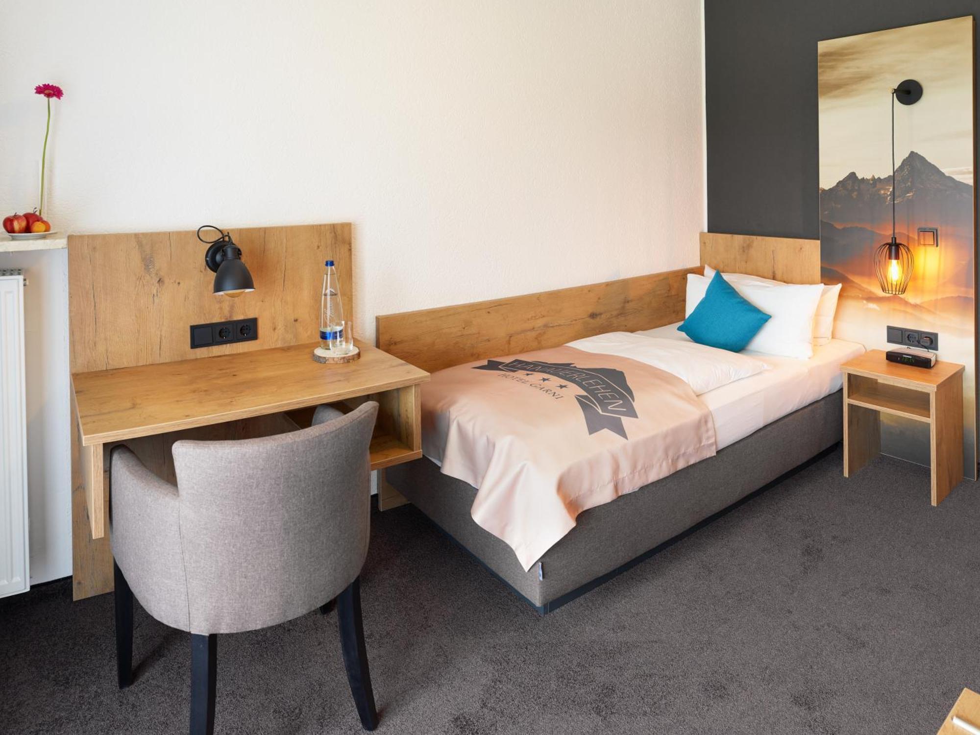Hotel Hanauerlehen - Ruhige & Zentrale Top-Lage - Mit Schwimmbad, Sauna, Parkplaetze & Cafe - Bayerischer Familienbetrieb Schönau am Königssee 객실 사진